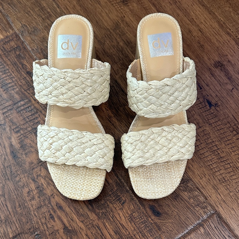 DV by Dolce Vita Cream Woven Raffia Sandals